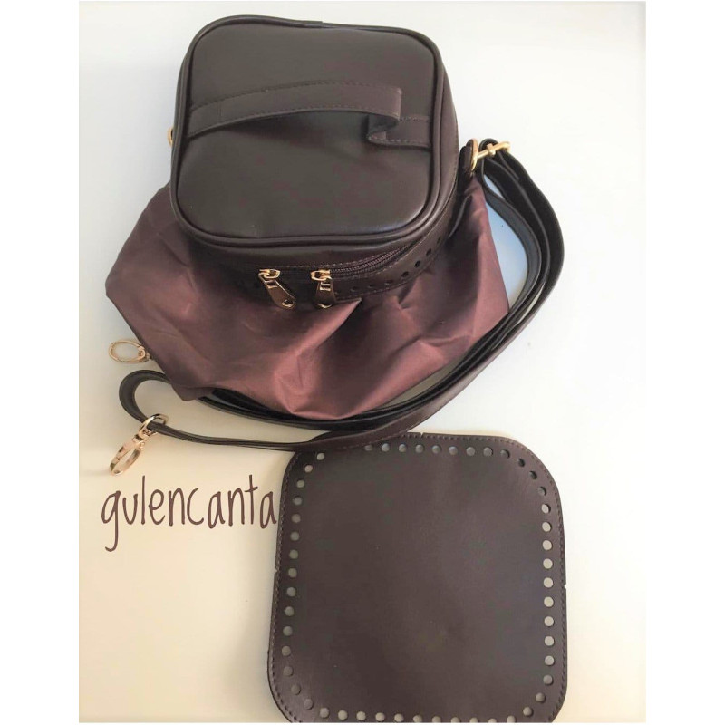SQUARE LINED BROWN